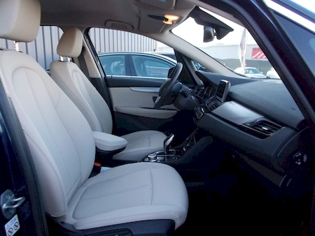 BMW SERIE 2 ACTIVE TOURER 218 IA 136 CV AVANTAGE DKG7  ********** 1 ERE MAIN AVEC SEULEMENT 3945 KMS !!! ************