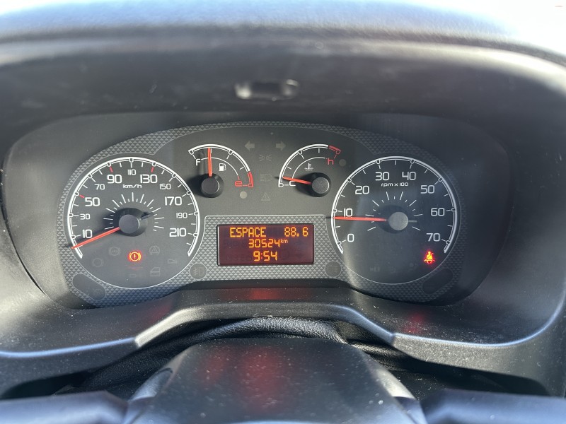 FIAT QUBO 1.4 77 POP *********** 1 ERE MAIN AVEC SEULEMENT 30523 KMS !!!!!!!!!!*********