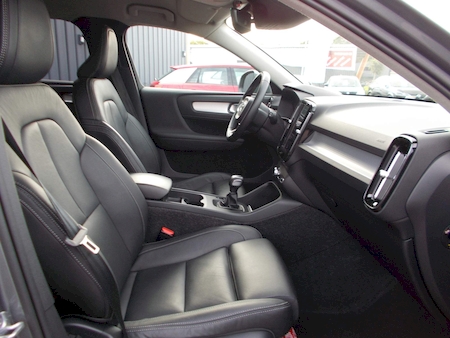 VOLVO XC 40 T3 156 CV BUSINESS BV6   ************* 1 ERE MAIN AVEC 86383 KMS ************