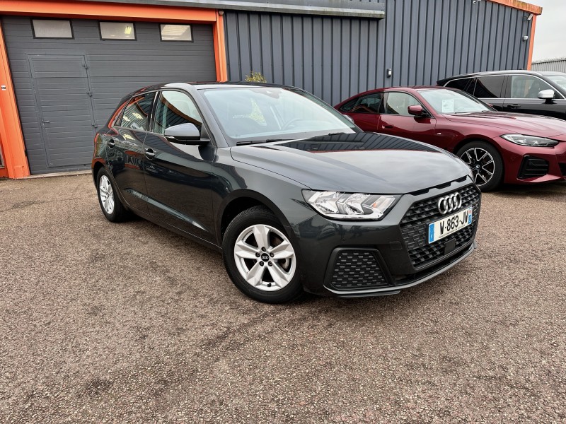 AUDI A1 II 25 TFSI 95 DESIGN ********* 1 ERE MAIN AVEC SEULEMENT 27925 KMS !!!!!********