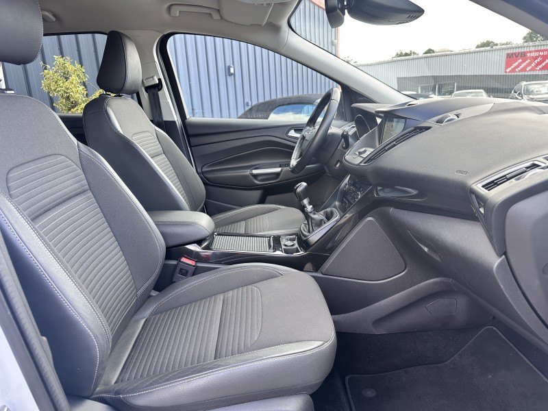 FORD KUGA II (2) 1.5 TDCI 120 S&S 4X2 TITANIUM