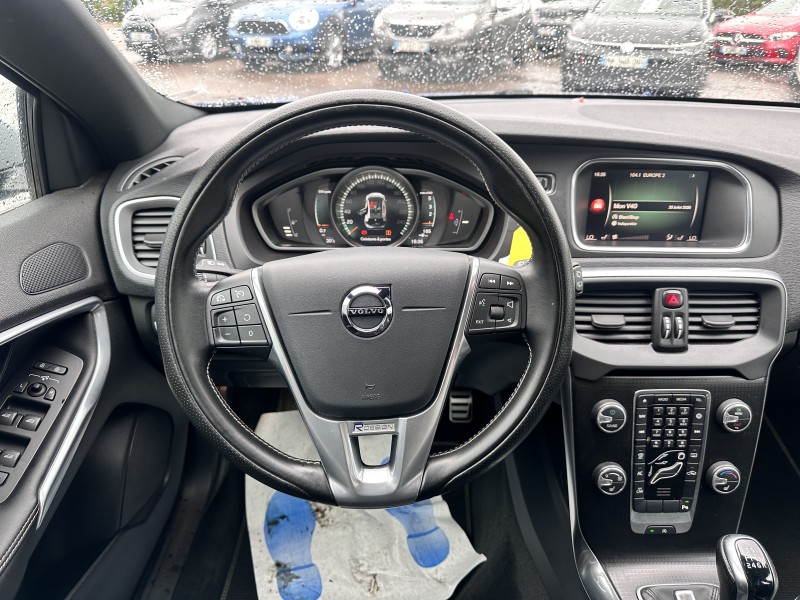 VOLVO V40 II 2.0 D2 120 CV R-DESIGN 5 PORTES BV6