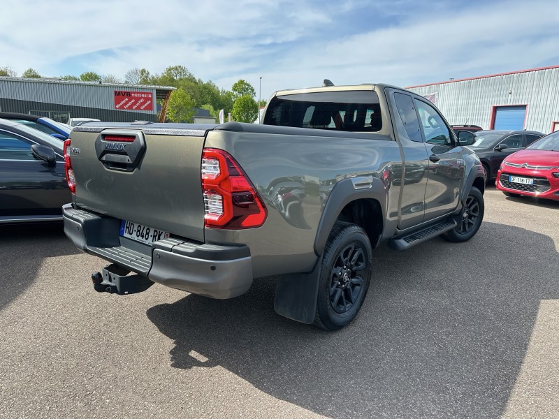 TOYOTA HILUX IV (3) X-TRA CABINE 4WD 2.8 204 D-4D INVINCIBLE BVA ******* TVA RECUPERABLE SOIT 39991 EUROS HT //* 1 ERE MAIN AVEC SEULEMENT 42479 KMS !!!!!! ********