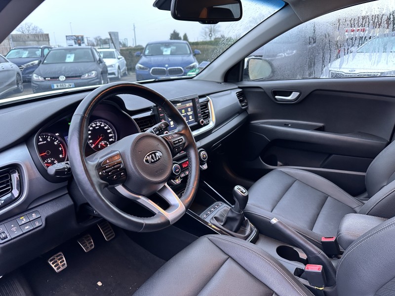 KIA STONIC 1.0 T-GDI 120 ISG PREMIUM ********* 1 ERE MAIN AVEC SEULEMENT 34822 KMS !!!!!*******