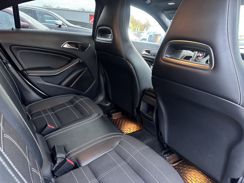 MERCEDES CLA 180 D SENSATION 7G-TRONIC