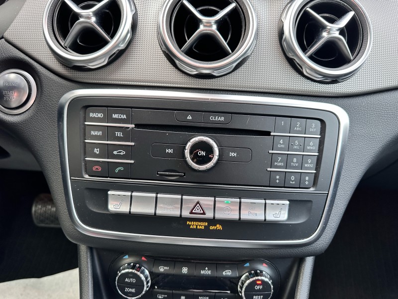 MERCEDES GLA (2) 180 SENSATION 7G-DCT ******** 1 ERE MAIN AVEC SEULEMENT 33440 KMS !!!!!!*******