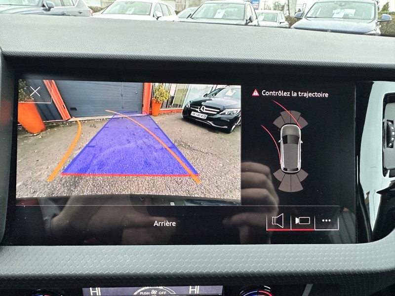 AUDI A1 II 25 TFSI 95 DESIGN ********* 1 ERE MAIN AVEC SEULEMENT 27925 KMS !!!!!********