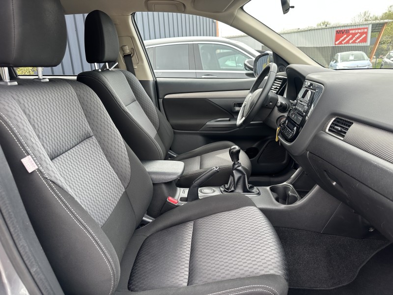 MITSUBISHI OUTLANDER 2.0 MIVEC 150 CV INFORM 2WD ********** 1 ERE MAIN AVEC SEULEMENT 113083 KMS !!!!!!! *********