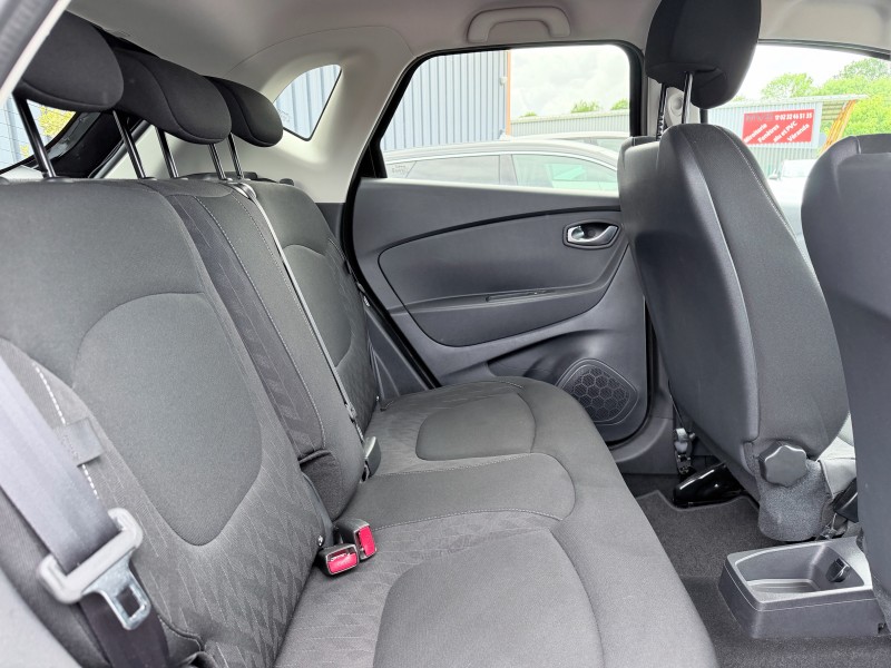 RENAULT CAPTUR (2) 0.9 TCE 90 ENERGY ZEN ******** 1 ERE MAIN AVEC SEULEMENT 18018 KMS !!!!!! ********