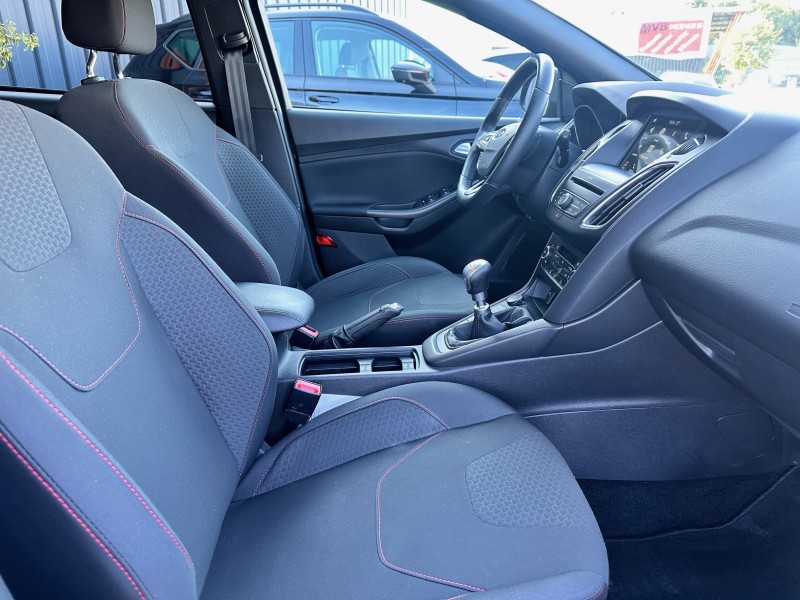 FORD FOCUS III (2) 1.5 TDCI 120 S&S ST LINE 5P