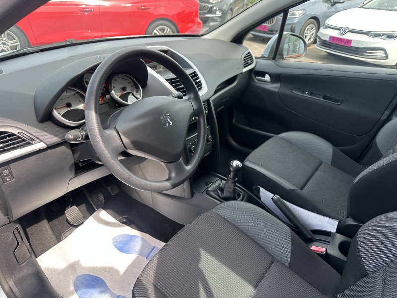 PEUGEOT 207 (2) 1.4 75 URBAN 5P ********* 2 EME MAIN AVEC SEULEMENT 44950KMS !!!!!!! ********