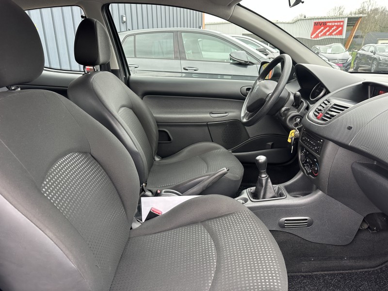 PEUGEOT 206+ 1.1 60 URBAN 3P ********* 1 ERE MAIN AVEC SEULEMENT 67483 KMS !!!!!!*******
