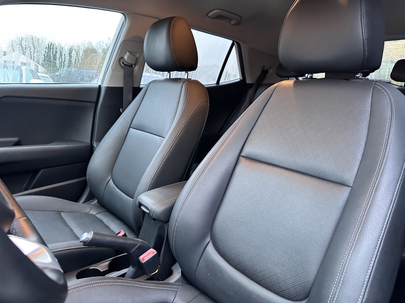 KIA STONIC 1.0 T-GDI 120 ISG PREMIUM ********* 1 ERE MAIN AVEC SEULEMENT 34822 KMS !!!!!*******