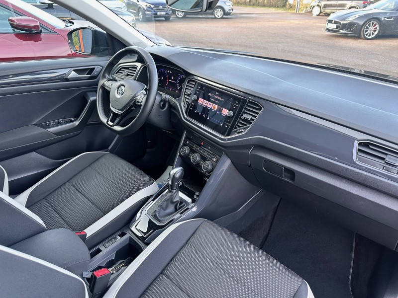 VOLKSWAGEN T-ROC 1.5 TSI 150 EVO CARAT DSG7
