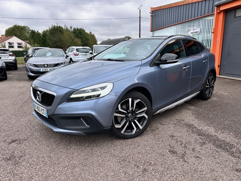 VOLVO V40 CROSS COUNTRY II (2) CROSS COUNTRY D2 120 OVERSTA EDITION