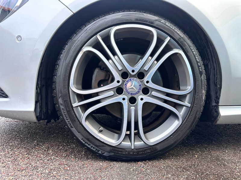 MERCEDES CLA 180 D SENSATION 7G-TRONIC