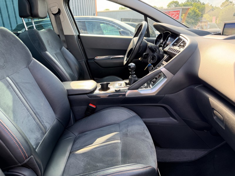 PEUGEOT 3008 (2) 1.6 BLUEHDI 120 S&S CROSSWAY