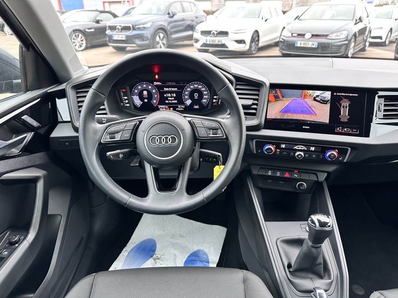 AUDI A1 II 25 TFSI 95 DESIGN ********* 1 ERE MAIN AVEC SEULEMENT 27925 KMS !!!!!********