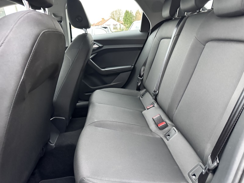 AUDI A1 II 25 TFSI 95 DESIGN ********* 1 ERE MAIN AVEC SEULEMENT 27925 KMS !!!!!********