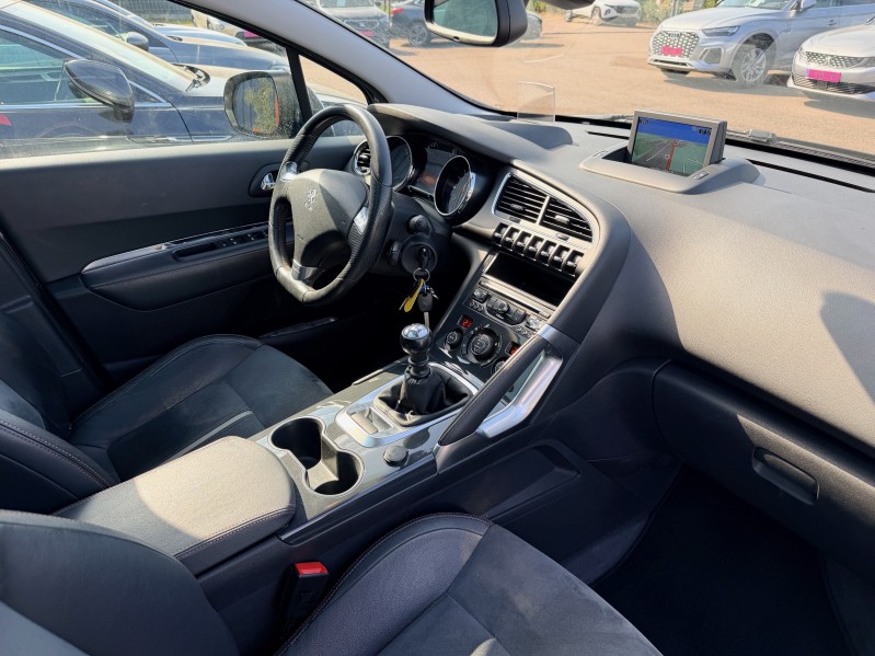 PEUGEOT 3008 (2) 1.6 BLUEHDI 120 S&S CROSSWAY