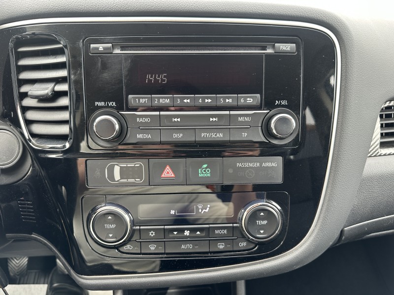 MITSUBISHI OUTLANDER 2.0 MIVEC 150 CV INFORM 2WD ********** 1 ERE MAIN AVEC SEULEMENT 113083 KMS !!!!!!! *********