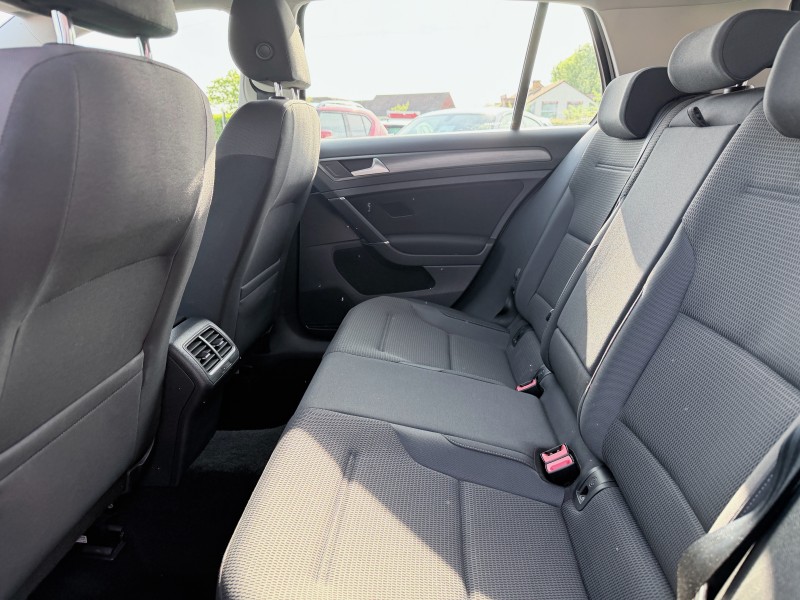 VOLKSWAGEN GOLF VII (2) 1.6 TDI 115 CONFORTLINE BUSINESS 5P ******* SEULEMENT 45233 KMS !!!!!! ********