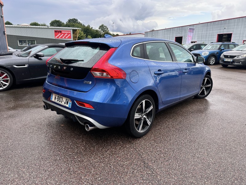 VOLVO V40 II 2.0 D2 120 CV R-DESIGN 5 PORTES BV6