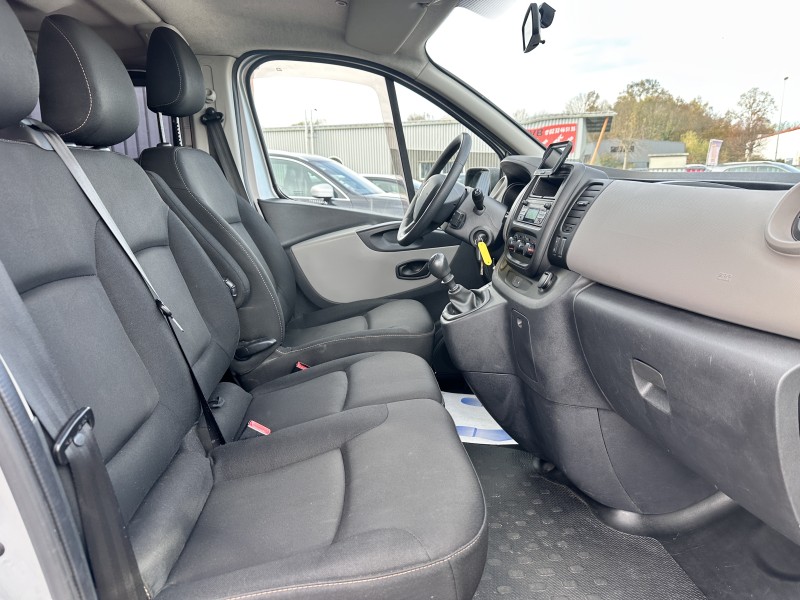 RENAULT TRAFIC III COMBI DCI ENERGY 125 CV  ZEN L2 9 PLACES