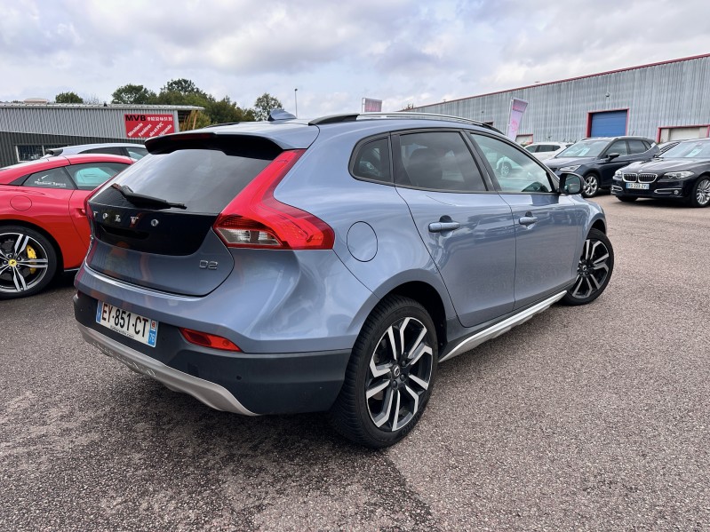 VOLVO V40 CROSS COUNTRY II (2) CROSS COUNTRY D2 120 OVERSTA EDITION