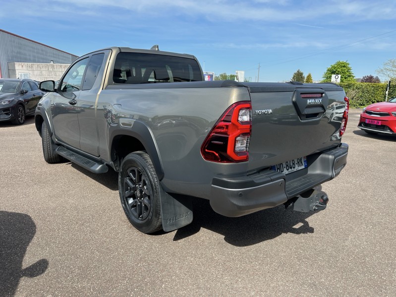 TOYOTA HILUX IV (3) X-TRA CABINE 4WD 2.8 204 D-4D INVINCIBLE BVA ******* TVA RECUPERABLE SOIT 39991 EUROS HT //* 1 ERE MAIN AVEC SEULEMENT 42479 KMS !!!!!! ********