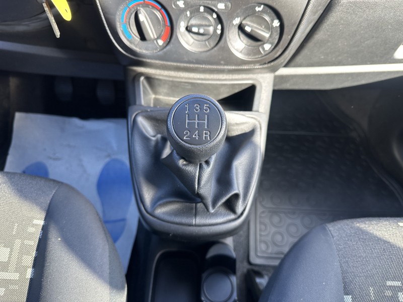 FIAT QUBO 1.4 77 POP *********** 1 ERE MAIN AVEC SEULEMENT 30523 KMS !!!!!!!!!!*********