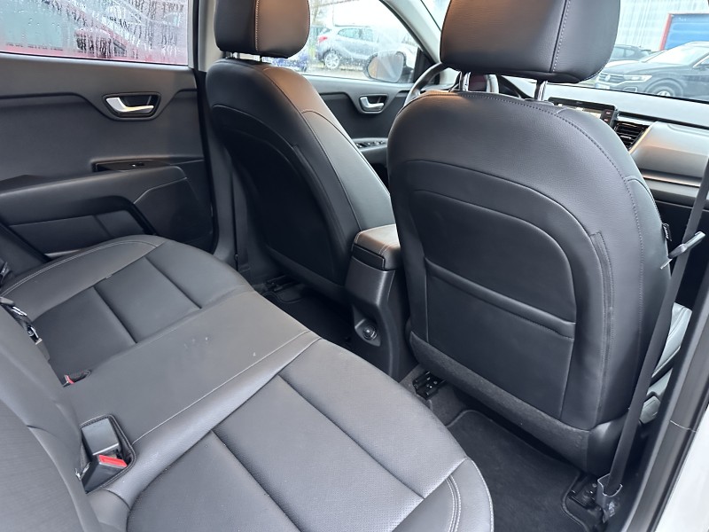 KIA STONIC 1.0 T-GDI 120 ISG PREMIUM ********* 1 ERE MAIN AVEC SEULEMENT 34822 KMS !!!!!*******