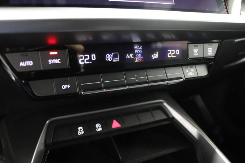 AUDI A3 IV SPORTBACK 30 TDI 116 AVEC SEULEMENT 60919 KMS !!!!!!