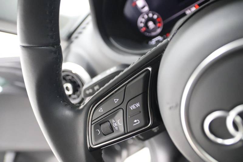 AUDI A3 III (2) BERLINE 1.5 TFSI 150 CV S-LINE   ********* 1 ERE MAIN AVEC SEULEMENT 70941 KMS *********