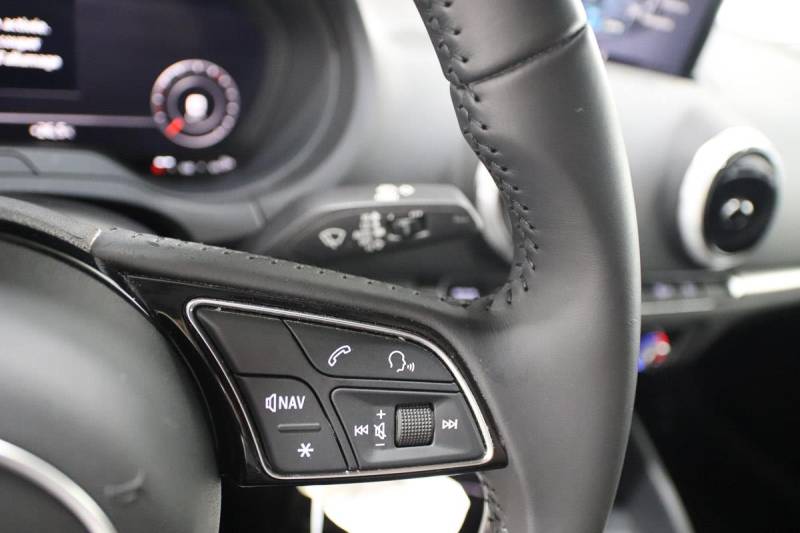AUDI A3 III (2) BERLINE 1.5 TFSI 150 CV S-LINE   ********* 1 ERE MAIN AVEC SEULEMENT 70941 KMS *********