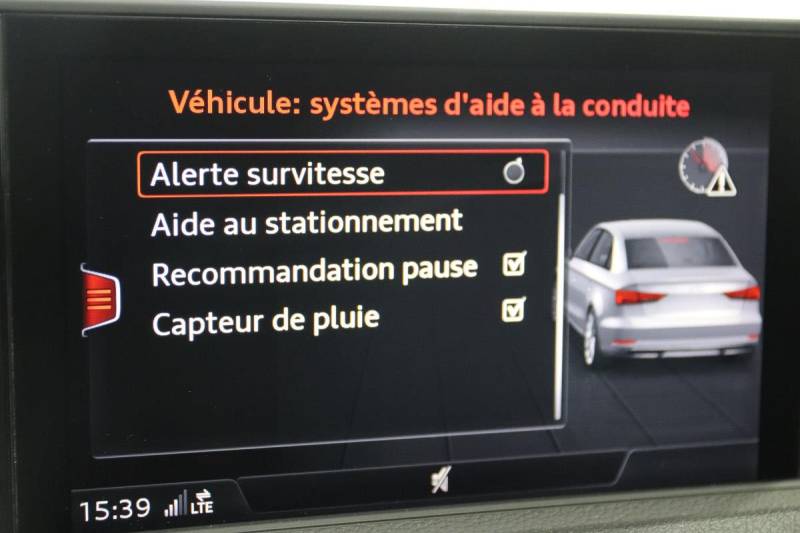 AUDI A3 III (2) BERLINE 1.5 TFSI 150 CV S-LINE   ********* 1 ERE MAIN AVEC SEULEMENT 70941 KMS *********
