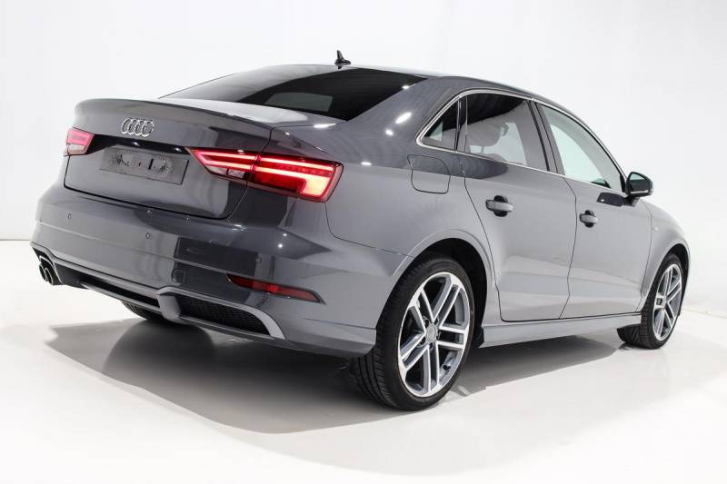 AUDI A3 III (2) BERLINE 1.5 TFSI 150 CV S-LINE   ********* 1 ERE MAIN AVEC SEULEMENT 70941 KMS *********