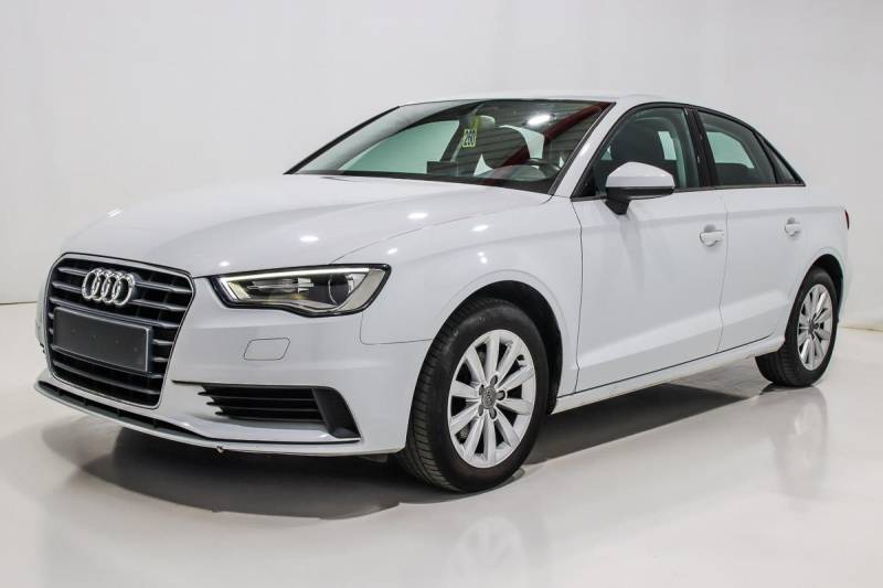 AUDI A3 III BERLINE 1.4 TFSI 125 6CV ATTRACTION****** 1 ERE MAIN AVEC SEULEMENT 68998 KMS !!!!!******