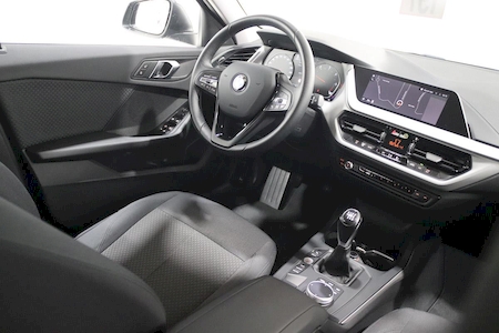 BMW SERIE 1 F40  116D 116 CV LOUNGE BV6   ******** 1 ERE MAIN AVEC SEULEMENT 49905 KMS *********