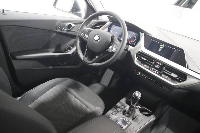 BMW SERIE 1 (F40) 116D BUSINESS DESIGN ******** 1 ERE MAIN AVEC SEULEMENT 18420 KMS !!!!!!*******