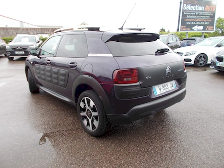CITROEN C4 CACTUS 1.6 BLUEHDI 100 CV SHINE  ********** AVEC SEULEMENT 60038 KMS ***********