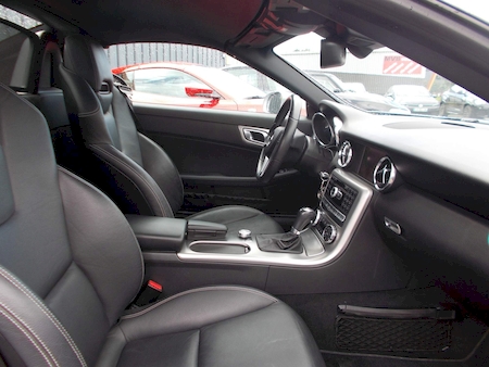 MERCEDES SLK III 250 BLUEEFFICIENCY 7G-TRONIC    ********* AVEC SEULEMENT 47000 KMS **********