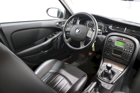 JAGUAR X-TYPE 2.0 D 130 CV CLASSIC ************** 1 ERE MAIN AVEC SEULEMENT 29283 KMS !!!! *************