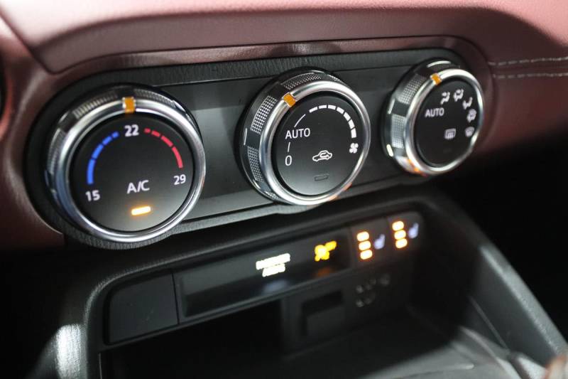 MAZDA MX5 IV ST 1.5 SKYACTIV-G 132 CV DYNAMIQUE  ********* 1 ERE MAIN AVEC 21819 KM ********