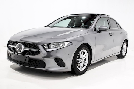 MERCEDES CLASSE A IV BERLINE 180D 116 CV BUSINESS LINE 1 ERE MAIN AVEC SEULEMENT 73029 KMS !!!