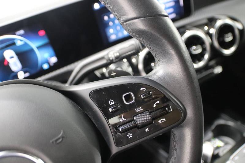 MERCEDES CLASSE A IV 180 D BUSINESS LINE 7G-DCT