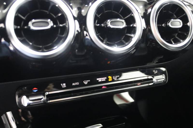 MERCEDES CLASSE A IV 180 D BUSINESS LINE 7G-DCT