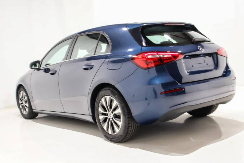 MERCEDES CLASSE A IV 180 D BUSINESS LINE 7G-DCT