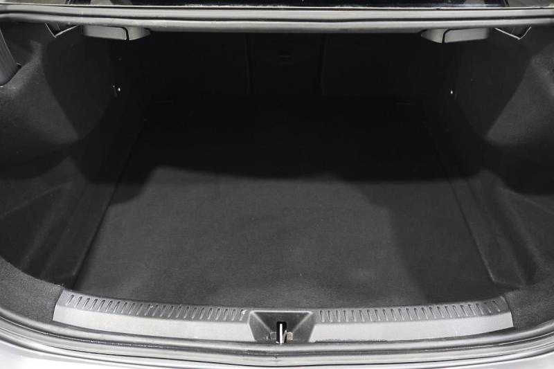 MERCEDES CLASSE A IV BERLINE 180 D PROGRESSIVE LINE 7G-DCT ********* 2 EME MAIN AVEC SEULEMENT 70341 KMS !!!!! *********