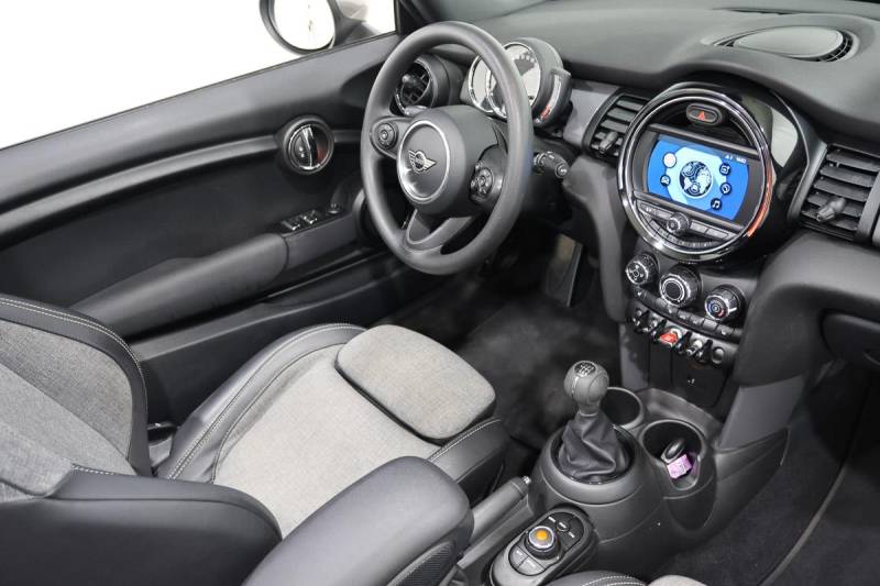 MINI MINI CABRIOLET III CABRIOLET 1.5 COOPER 136 BV6 ********** 1 ERE MAIN AVEC SEULEMENT 37275 KMS !!!!!! ********
